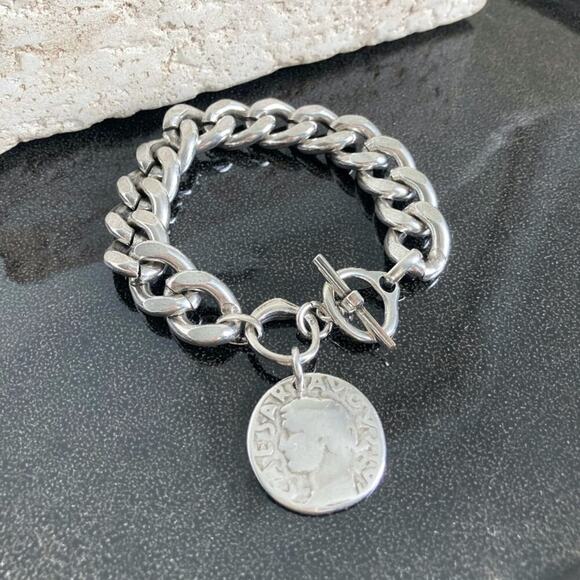 Silver Caesar Coin Charm Bracelet with Toggle Clasp Cuban Chain Link - Picture 7 of 7